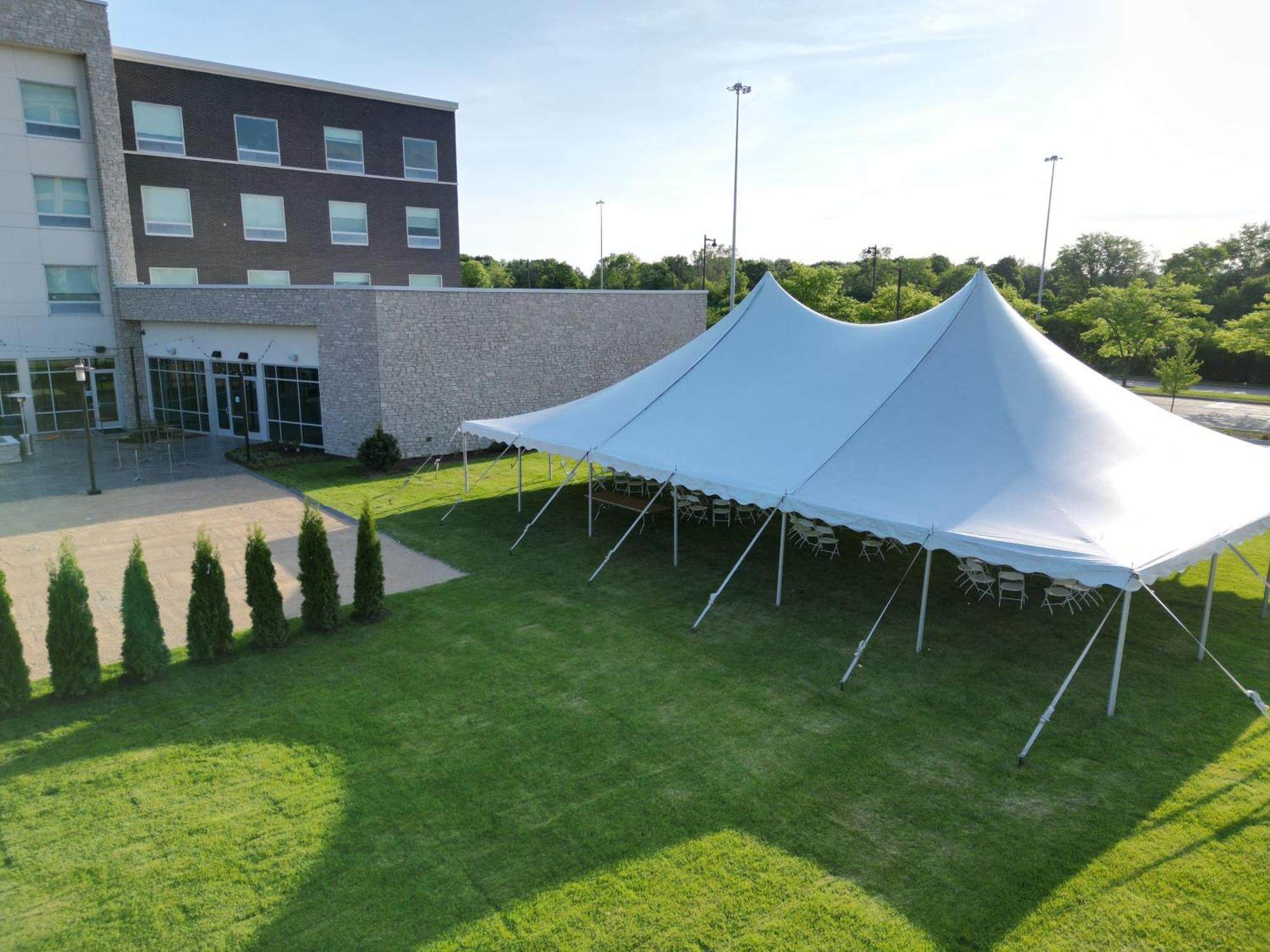 Holiday Inn Express & Suites Chicago Schaumburg By Ihg Exterior photo