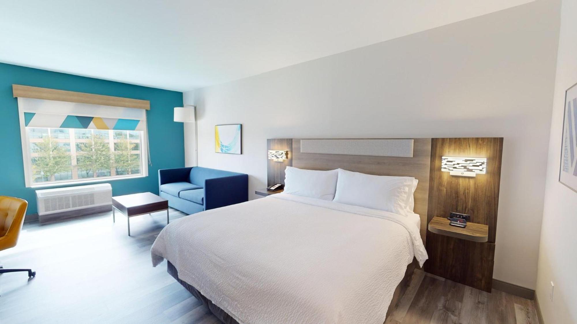 Holiday Inn Express & Suites Chicago Schaumburg By Ihg Exterior photo