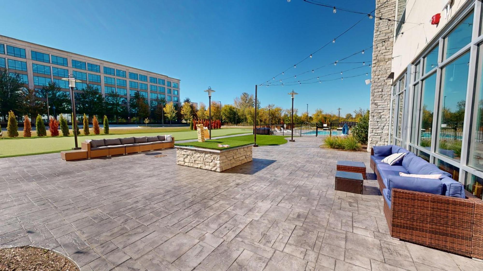 Holiday Inn Express & Suites Chicago Schaumburg By Ihg Exterior photo